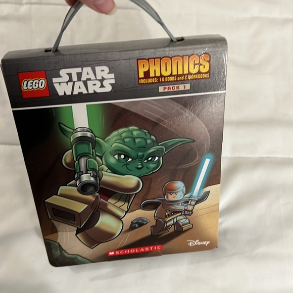 NWOT Star Wars Lego Phonics Books - Picture 6 of 6